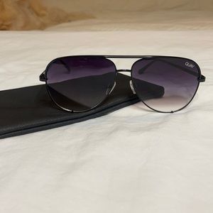Quay aviators NWOT